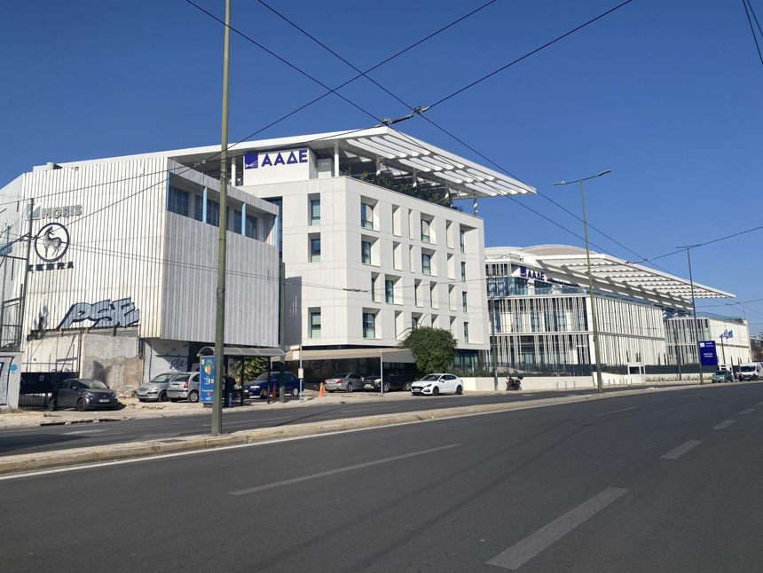Access control and safe evacuation system with turnstiles and X-Ray at ATHENS HEART
